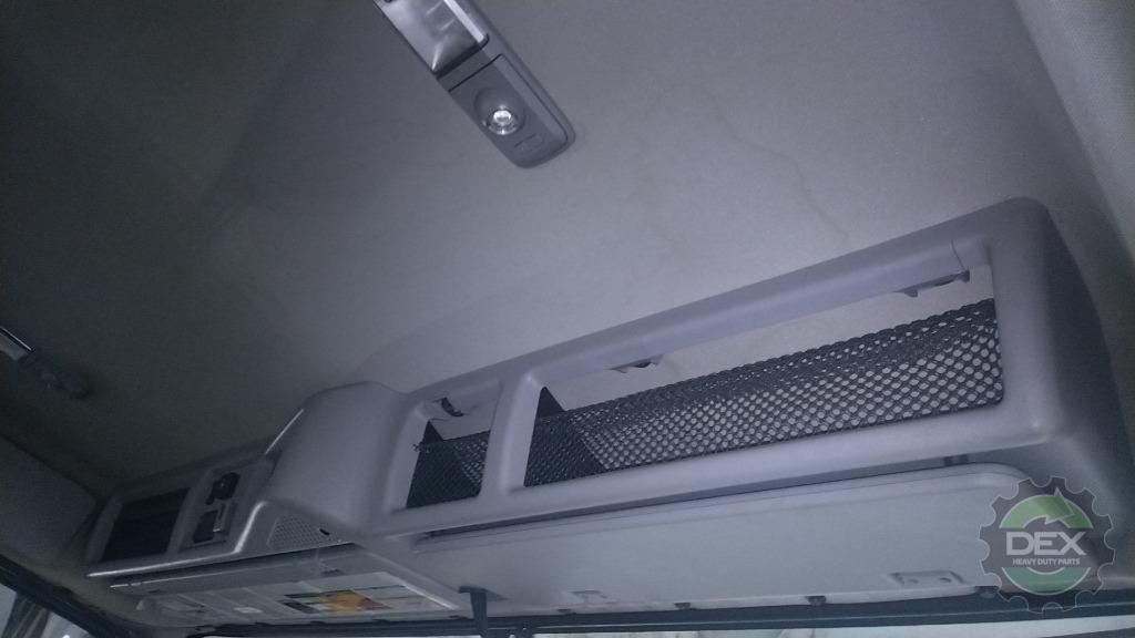 Volvo VNR / L groomed day cab OEM 84748494