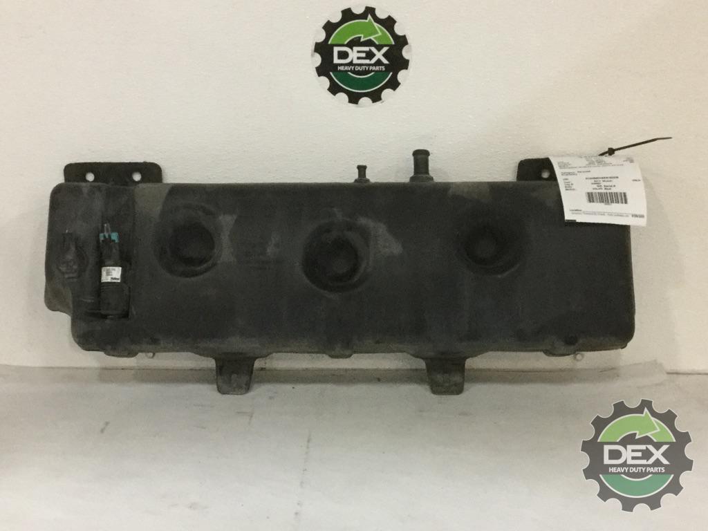 Volvo Windshield washer resevoir with pump OEM 84716864