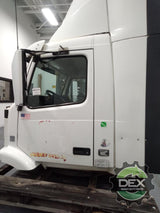 Volvo VNM groomed Daycab OEM 21134493D16