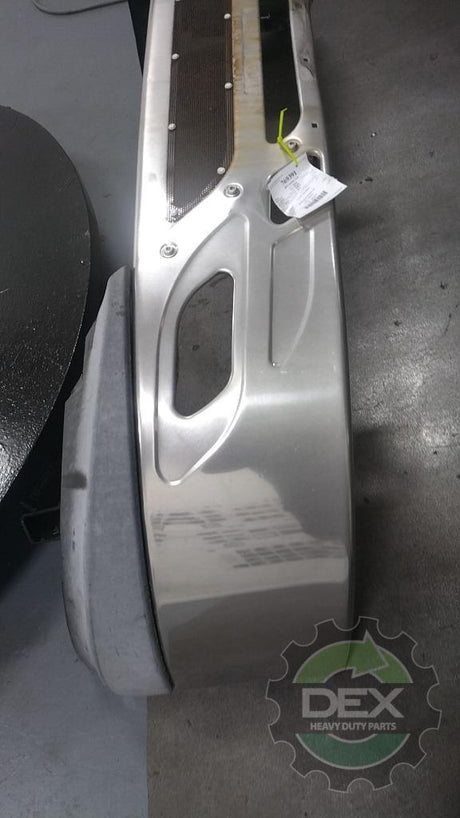 International Prostar steel clad bumper with bug screen OEM