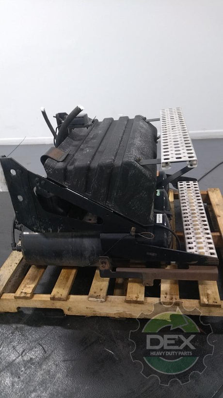 Volvo Frame mounted battery box OEM 21043167 - Second Truck Parts