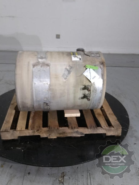 Volvo RH aluminum fuel tank measures 26" x 31" 75 gallon with rear - Second Truck Parts