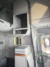 Volvo VNL670 groomed sleeper cab OEM 20413815