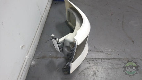 Volvo VNL LH bumper corner with fog lights OEM 20567505