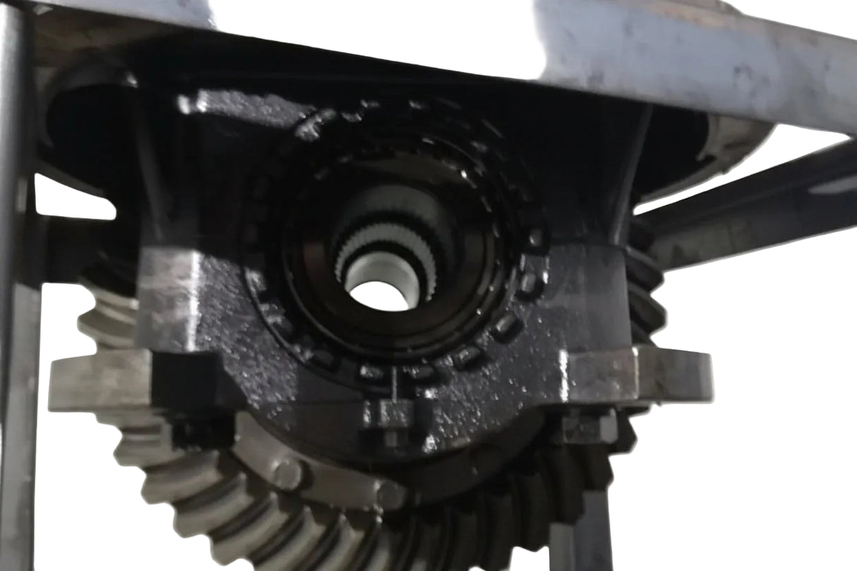 Complete Differential carrier assembly OEM TDAA8-3200F2138-307 - Second Truck Parts