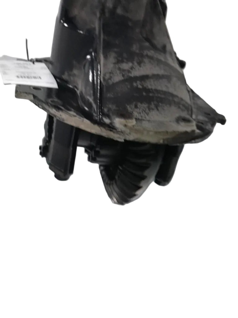 Meritor MD2014 rear axle carrier OEM 8235-A3200G2217325 - Second Truck Parts
