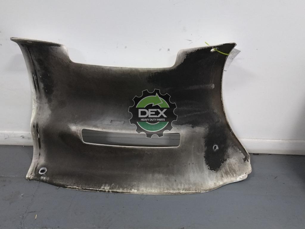 Front KW T2000 RH chassis fairing OEM - Second Truck Parts