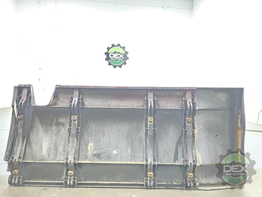 Freightliner Cascadia LH middle / rear chassis fairing OEM