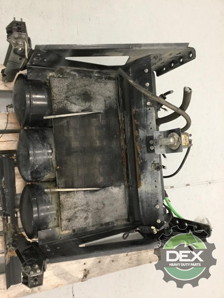 Volvo VNL steel battery box with x3 steel air tanks 21043167 OEM