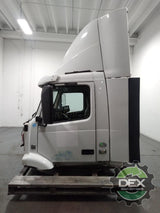 Volvo VNM groomed Daycab OEM 21134493D18
