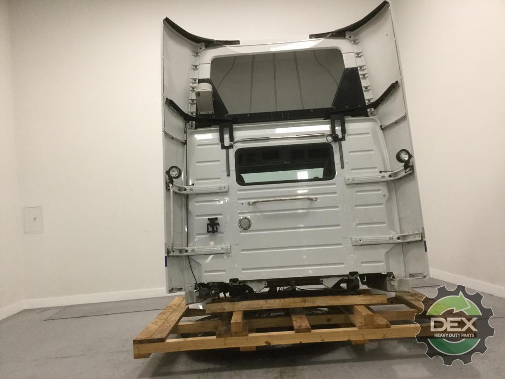 Volvo VNM day cab wired for D13 engine US10+6 OEM 21134493D54