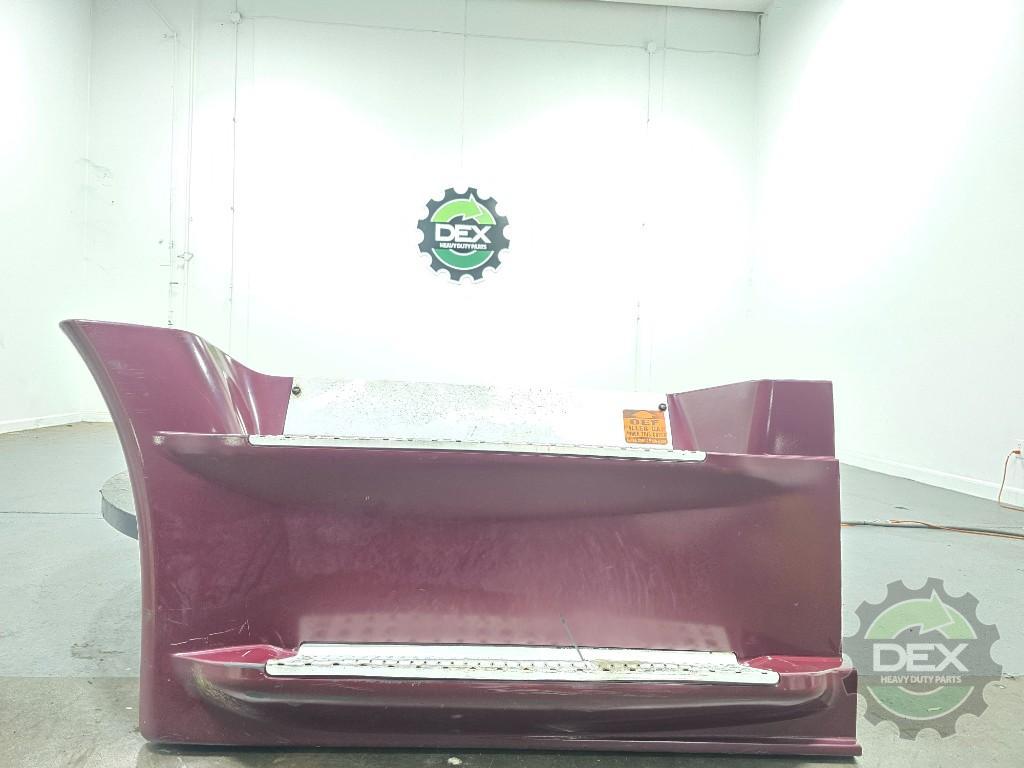 Freightliner Cascadia LH chassis fairing with steps OEM