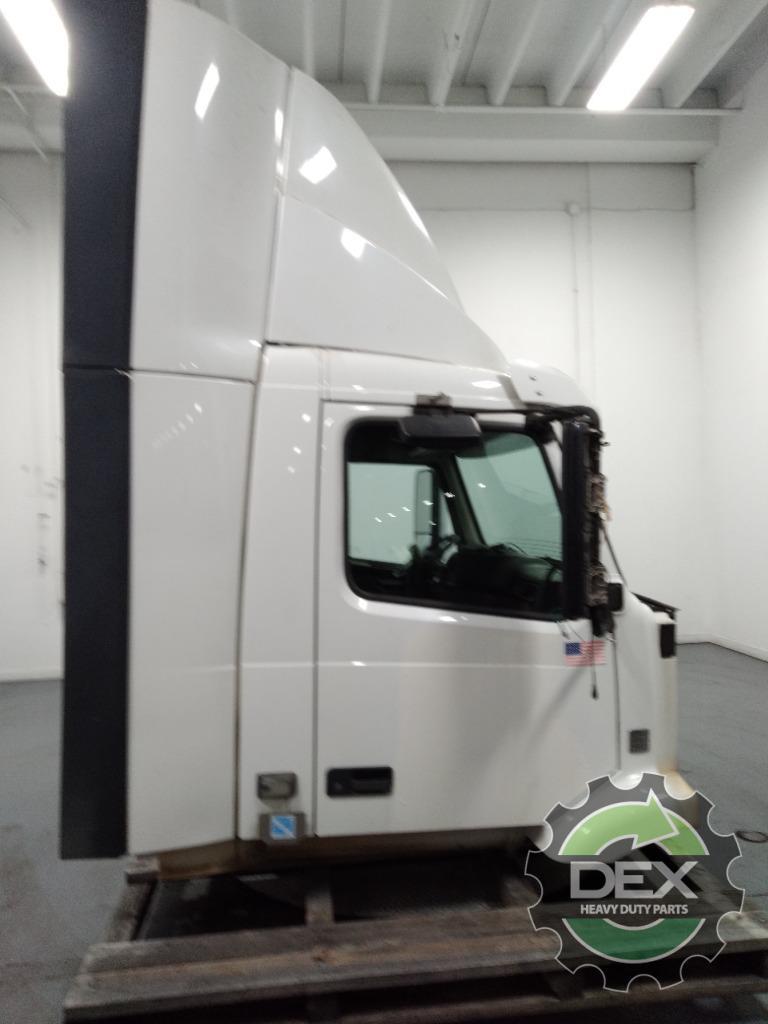 Volvo VNM groomed Daycab OEM 21134493D20