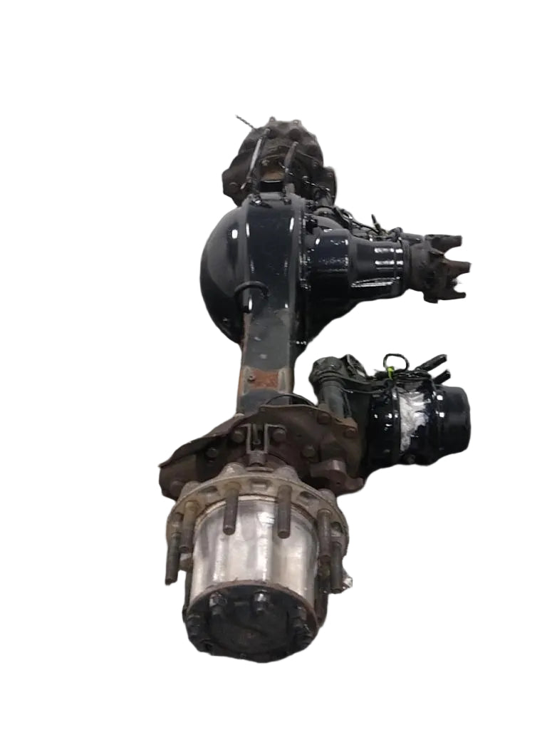 Meritor MT40-14X rear axle assembly OEM 8235-MR2014X4MFRNN2247 - Second Truck Parts