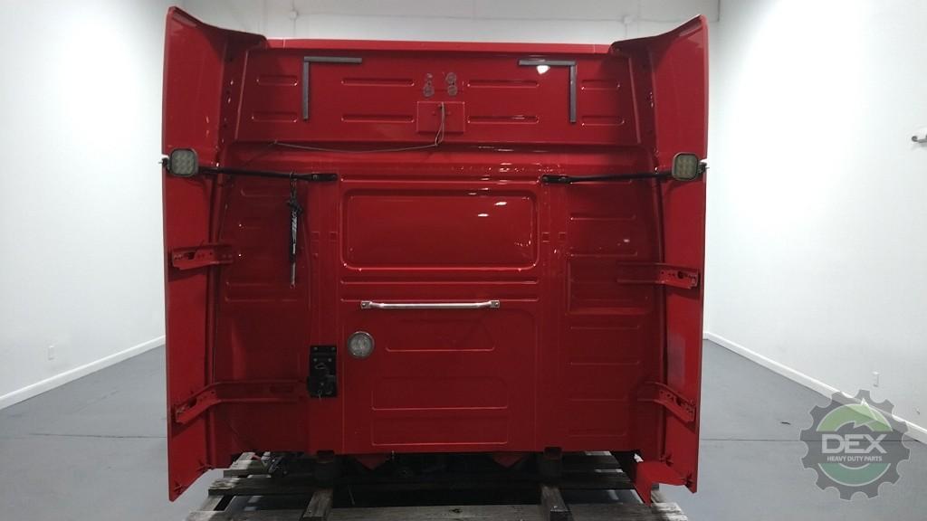 Volvo VNL730 sleeper cab OEM 82660505