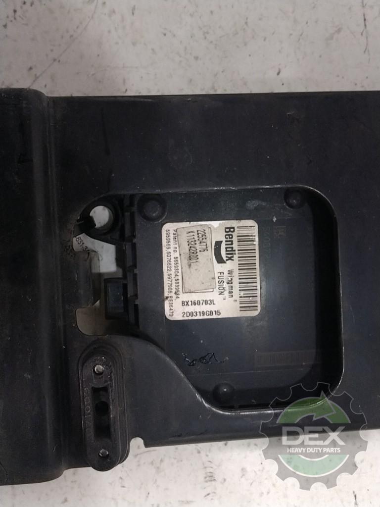 Bendix Lane avoidance front bumper sensor / antenna OEM 22554776D17