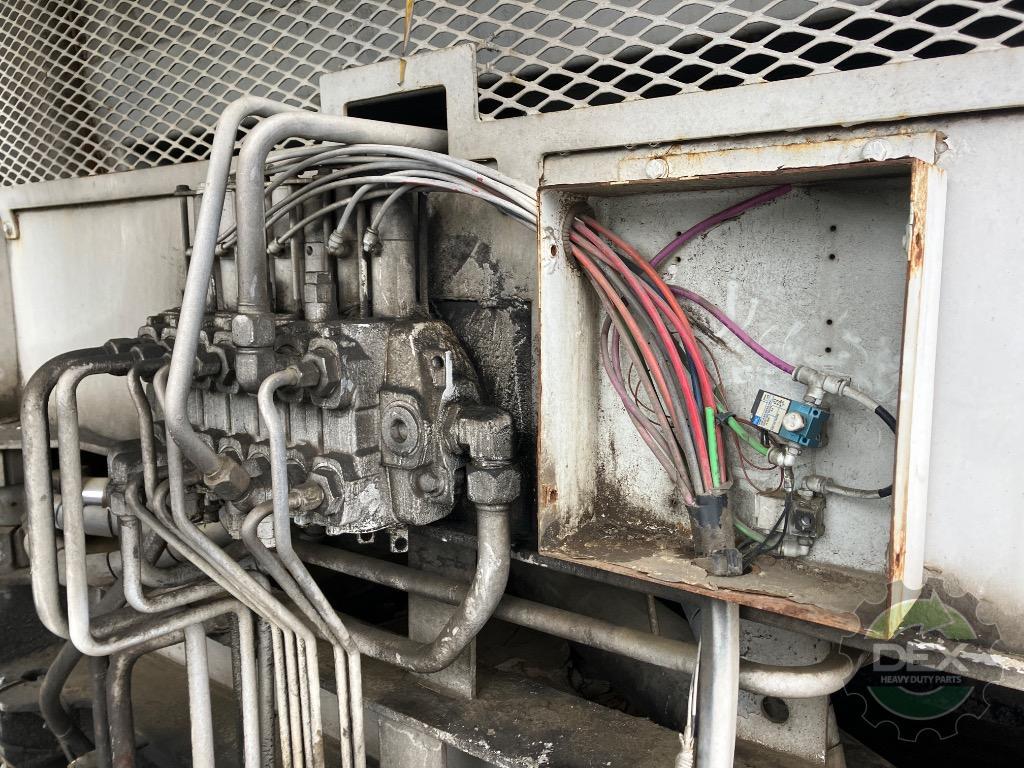 Heil Front load refuse body with controls OEM - Second Truck Parts