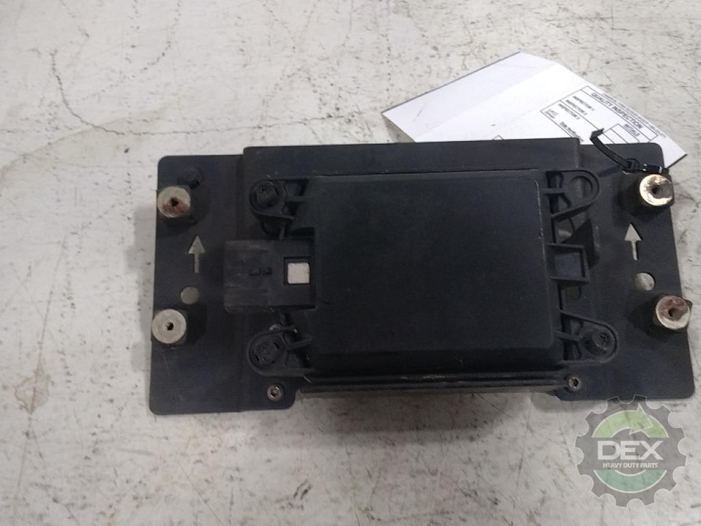 Bendix Lane avoidance front bumper sensor / antenna OEM 22554776D4