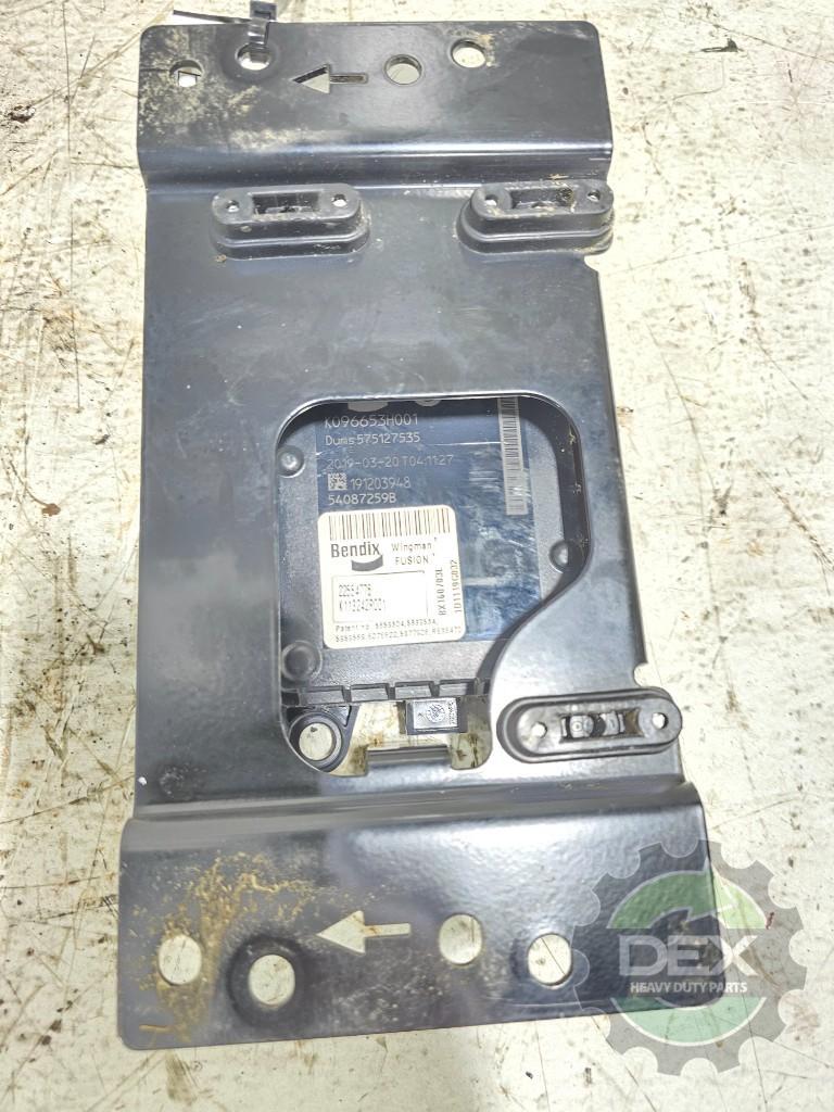 Bendix Lane avoidance front bumper sensor / antenna OEM 22554776