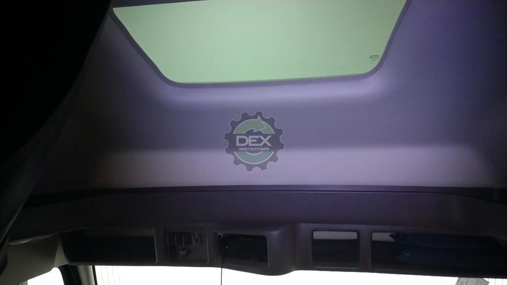 Volvo VNL670 groomed sleeper cab OEM 20413815D1