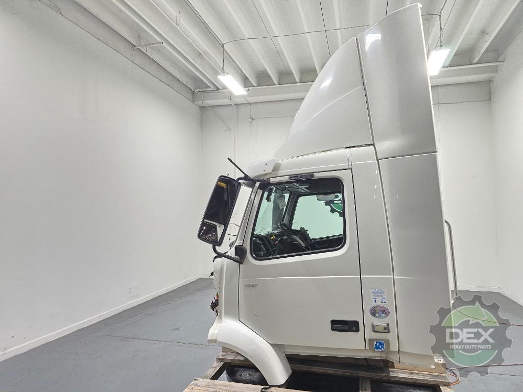 Volvo VNR/L day cab assembly OEM 23309691