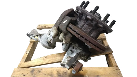 Volvo RH steer axle hub cutoff OEM 22755582 - Second Truck Parts