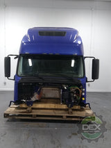 Volvo VNL670 groomed cab OEM 20413813
