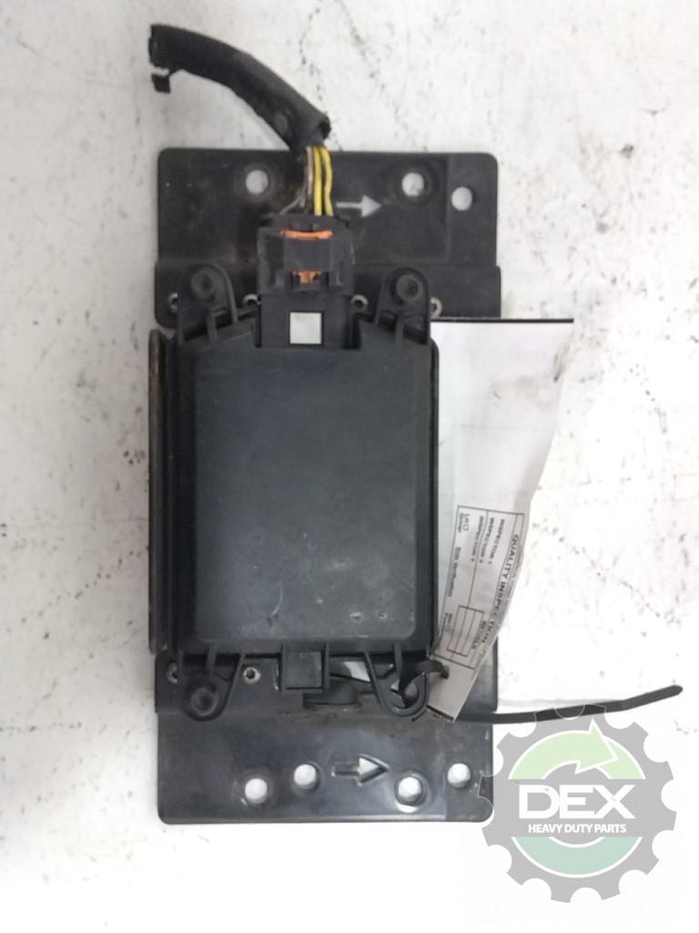 Bendix Lane avoidance front bumper sensor / antenna OEM 22554776D17