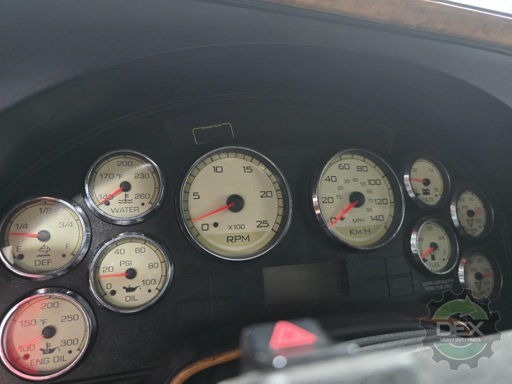 International Prostar groomed sleeper cab OEM