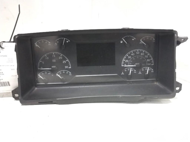 Volvo High level instrument cluster OEM 23053047 - Second Truck Parts