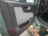 Volvo VNL740 groomed sleeper cab OEM 78517323