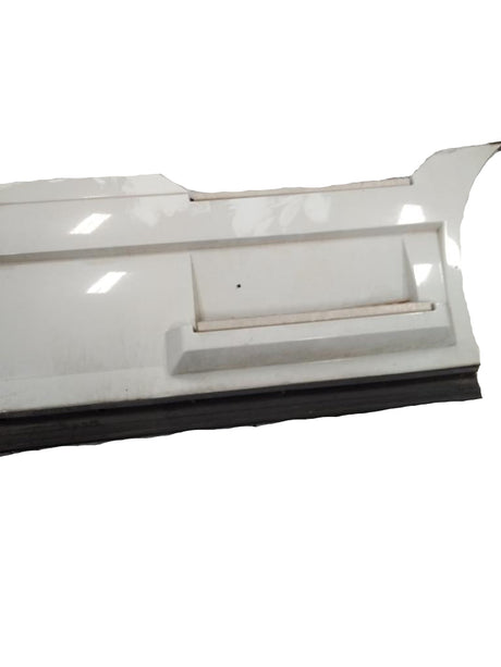 Volvo RH chassis fairing with steps OEM 82752235 - Second Truck Parts