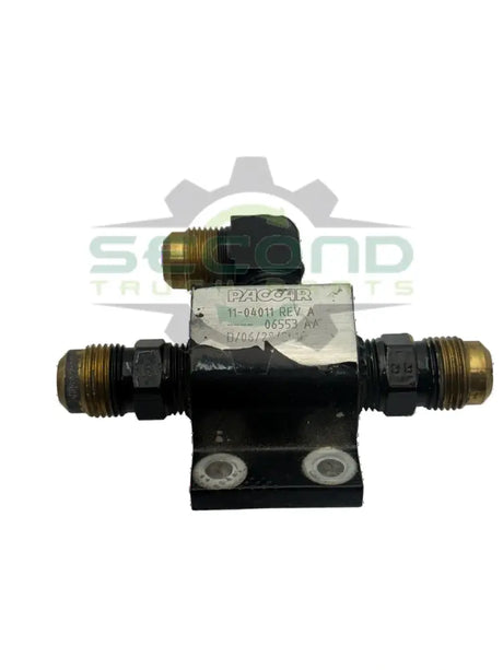 RHD-1711 Genuine Peterbilt Aluminum Fuel Supply Tee - Other Truck Parts