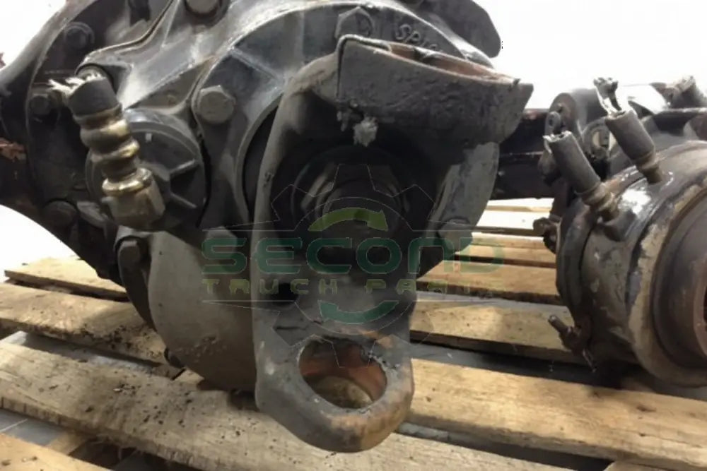 Spicer 404 complete front axle assembly OEM - Second Truck Parts