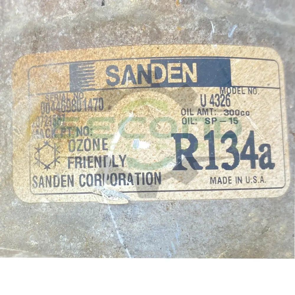 20721587 Volvo A/C Compressor - Second Truck Parts
