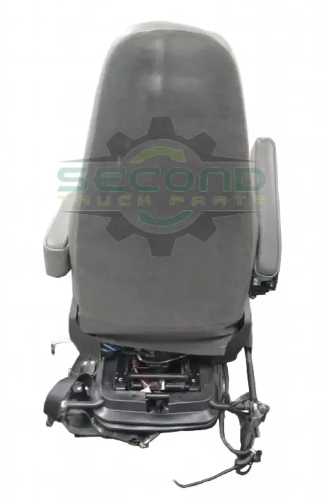 Volvo Air ride driver seat OEM 84733433 - Second Truck Parts