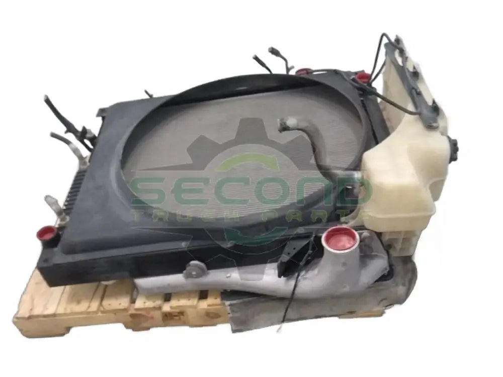 Volvo Complete Cool Pack out of 15' VNL 300: Radiator 23459369 OEM - Second Truck Parts