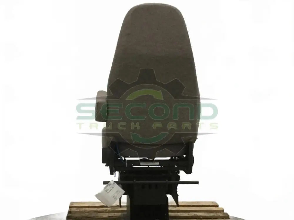 Volvo Complete RH seat assembly out of 14' VNL OEM 21619669 - Second Truck Parts