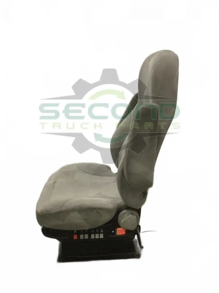 Volvo CompleteRH seat assembly OEM 21137215 - Second Truck Parts