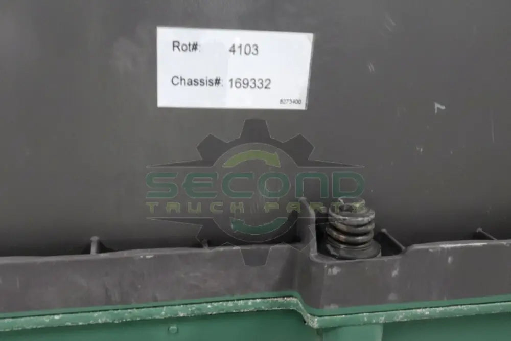 Volvo D11H US10 / OBD13 engine rated at 385 hp OEM 22233137 - Second Truck Parts