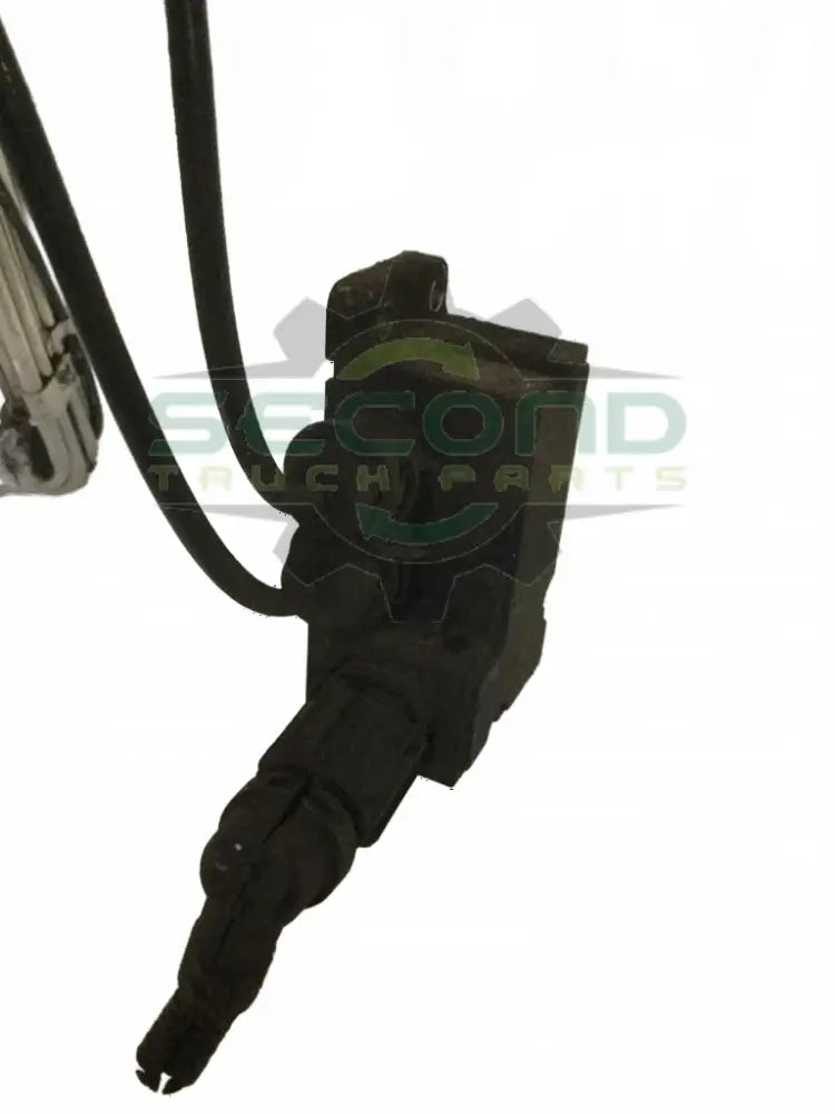 Volvo DEF After - treatment level sensor OEM 23539937 - Second Truck Parts