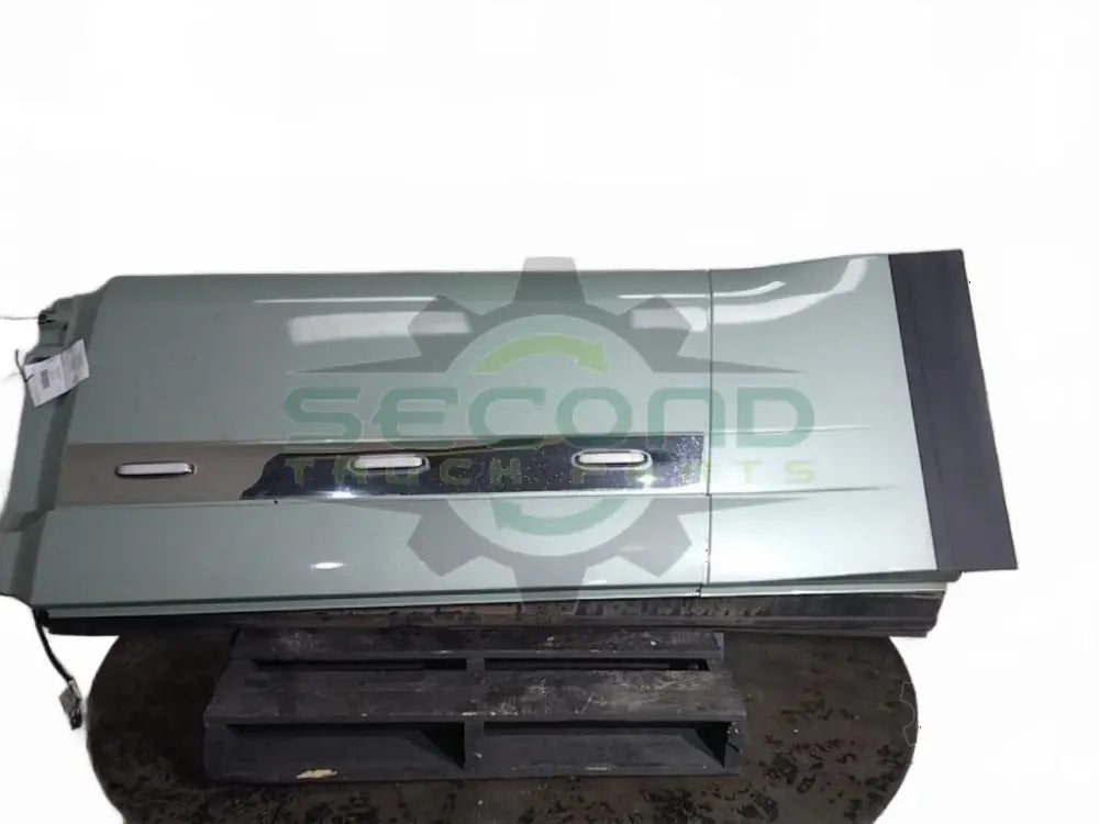 Volvo LH Chassis Fairing OEM 82768756 - Second Truck Parts