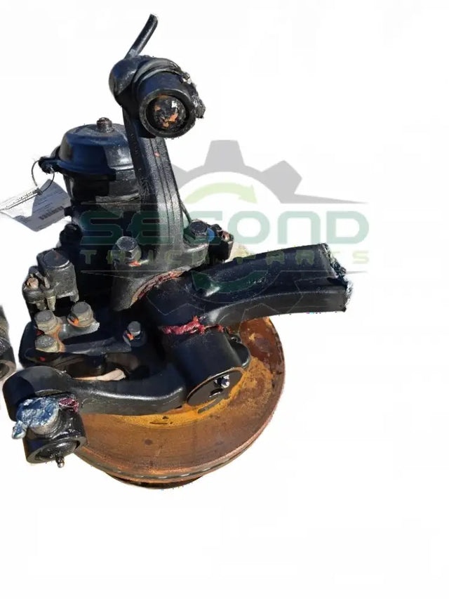 Volvo LH steer axle hub cutoff OEM 24112761 - Second Truck Parts