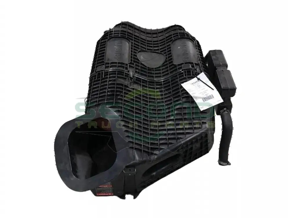 Volvo NR / 6700 / air cleaner assembly OEM 23878120 - Second Truck Parts