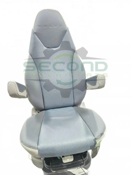 Volvo Premium seat OEM 26023855 - Second Truck Parts