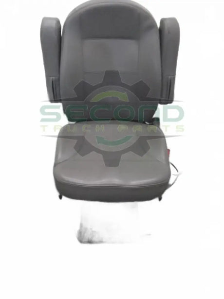 Volvo RH FAUX LEATHER SEAT WITH AIR RIDE OEM - Second Truck Parts