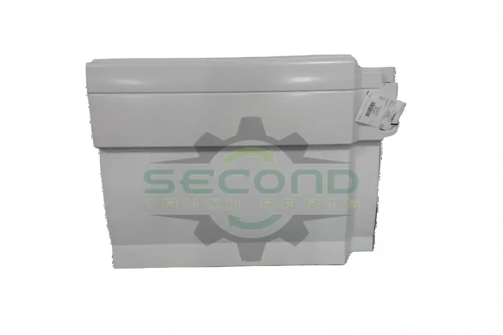 Volvo RH middle / rear chassis fairing OEM 82486791 - Second Truck Parts