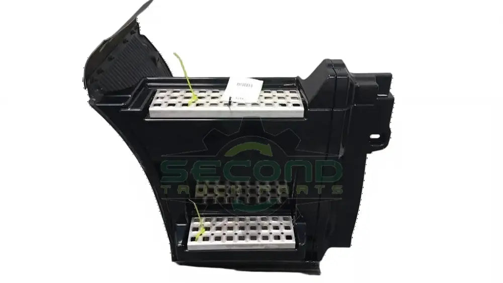 Volvo RH rear chassis fairing assembly with steps OEM 82490521 - Second Truck Parts