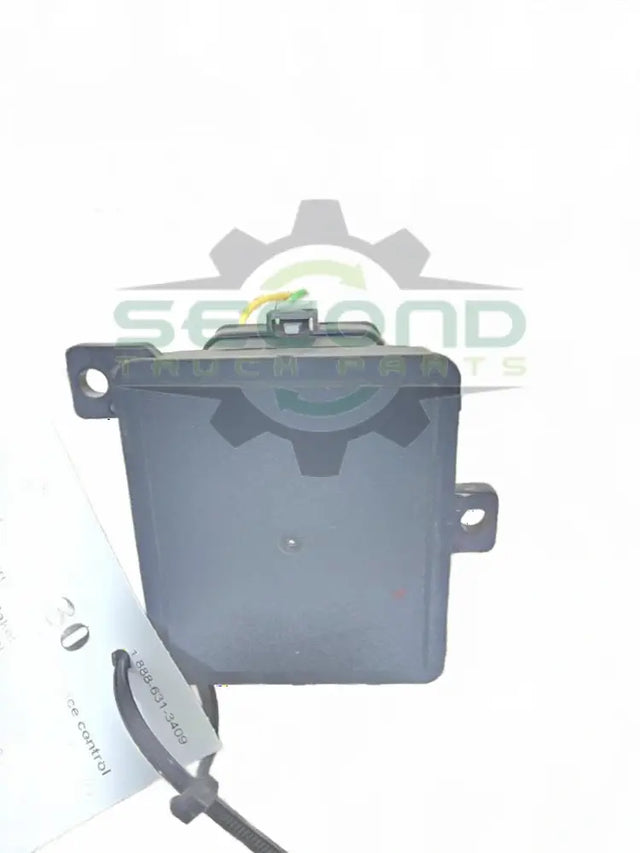 Volvo Short range radar control unit OEM 24574911D17 - Second Truck Parts