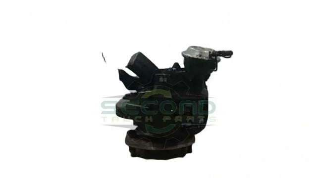 Volvo Steer axle RH hub cutoff OEM 21538410 - Second Truck Parts